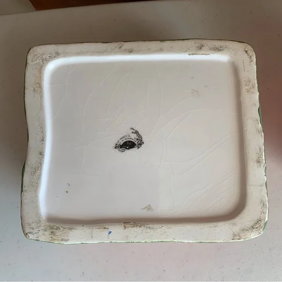 Peanuts Classic Snoopy on His Dog House Ceramic Cookie Jar - Picture 8 of 8